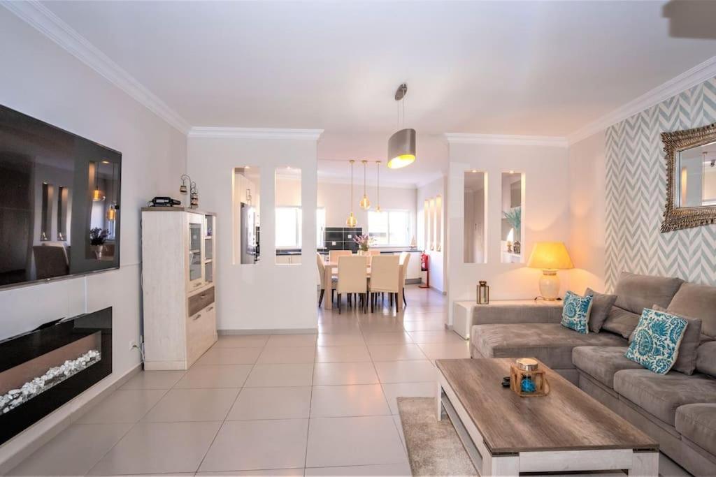 Luxuryvilla With Private Heated Pool And Spa 7P Quarteira Buitenkant foto