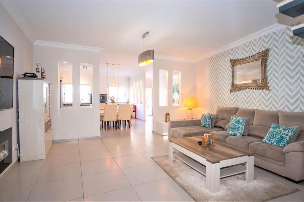 Luxuryvilla With Private Heated Pool And Spa 7P Quarteira Buitenkant foto