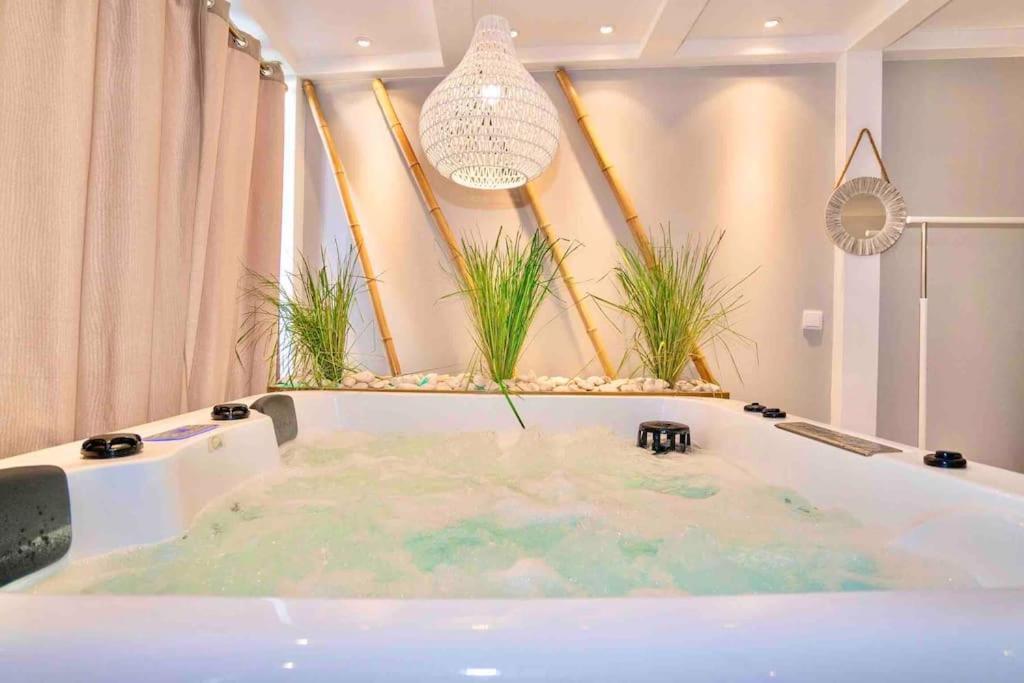 Luxuryvilla With Private Heated Pool And Spa 7P Quarteira Buitenkant foto